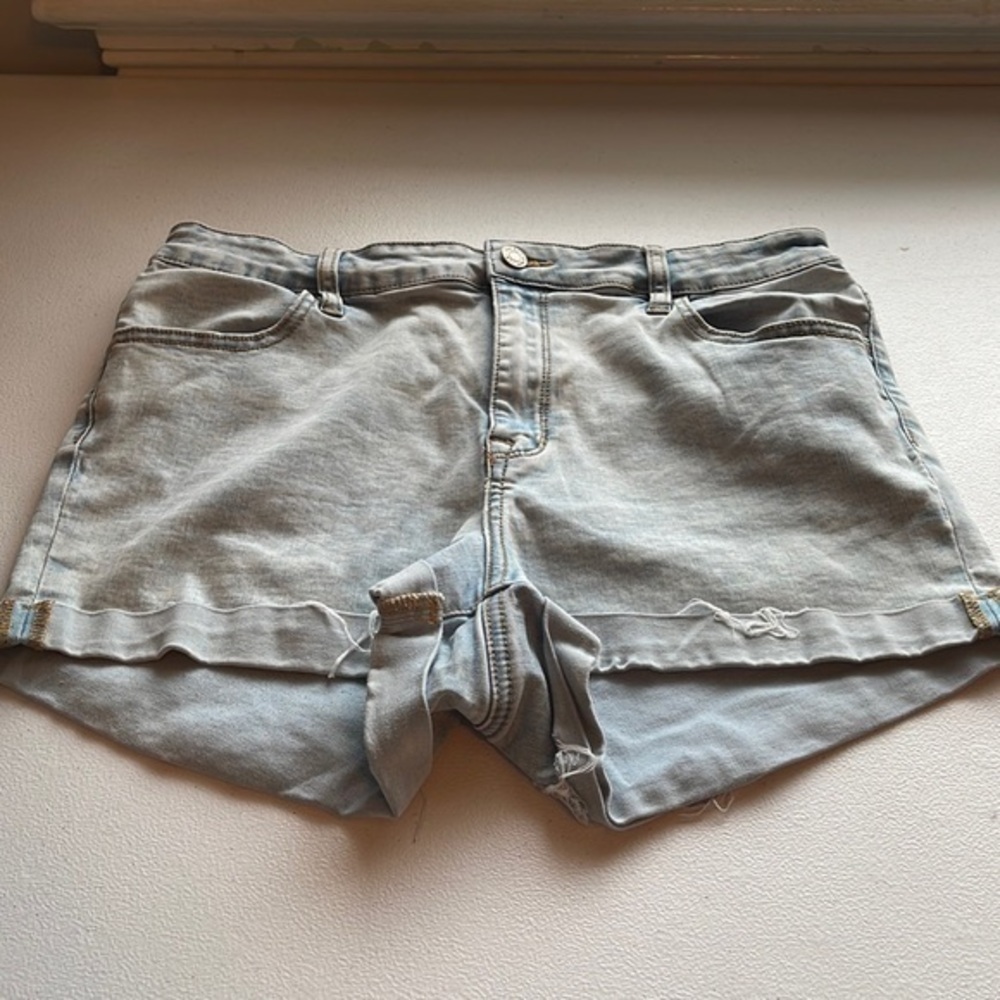 PacSun High Rise Super Stretch Shortie Size 30